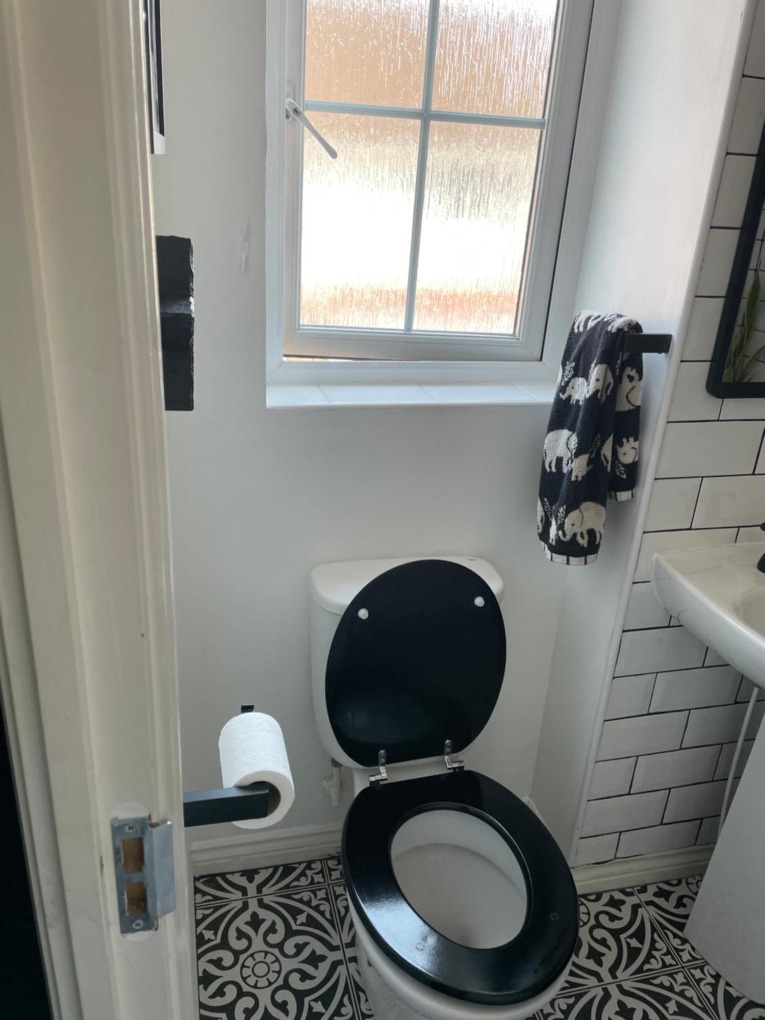 Cosy Home From Home With Private Bathroom - Free Parking Cardiff Extérieur photo